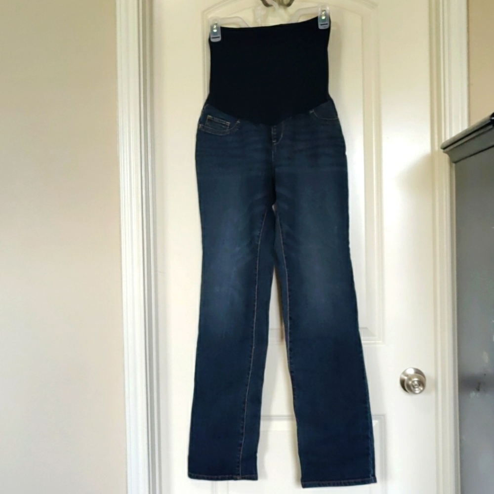 Maternity blue jeans